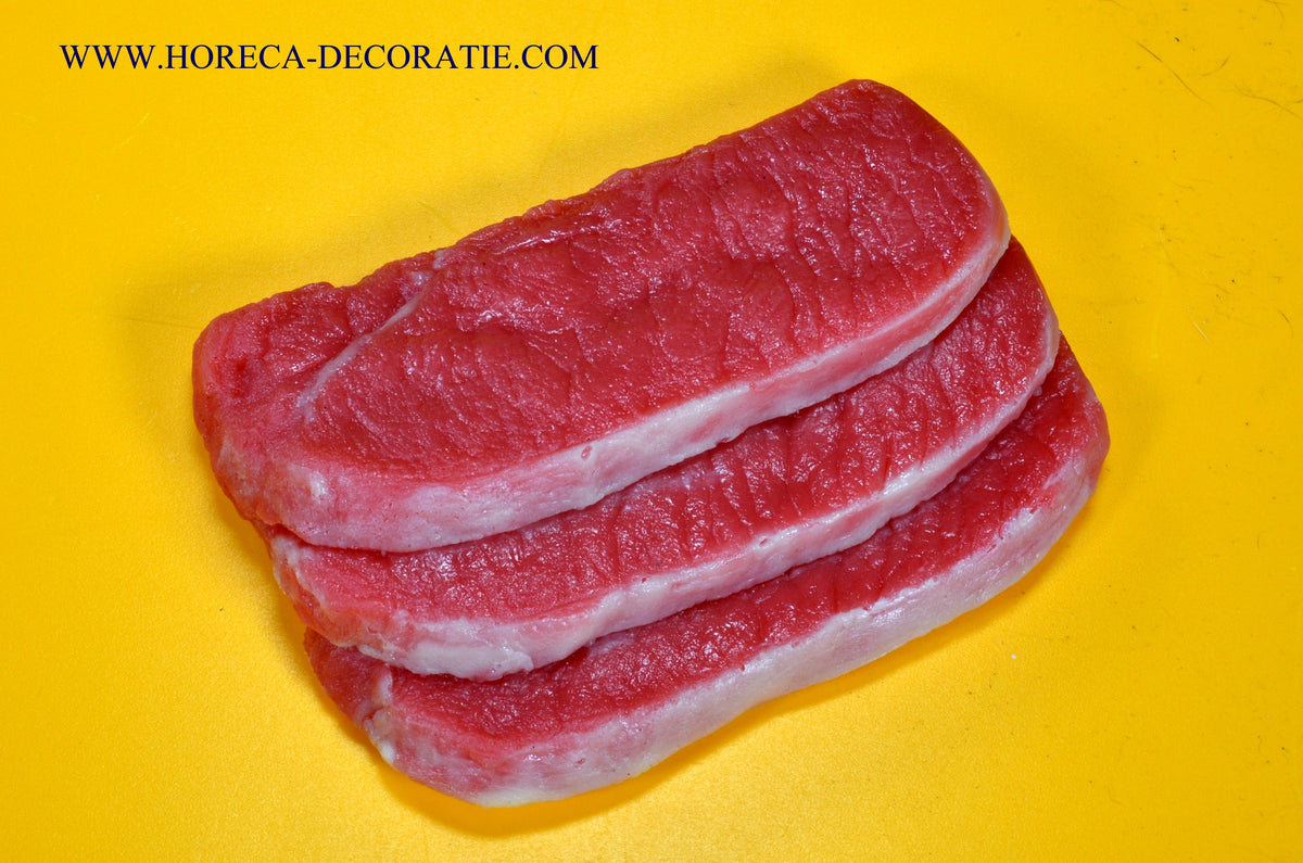 Steak, gestapelt aus 3 Stück – Attrappe – 12 x 8 cm