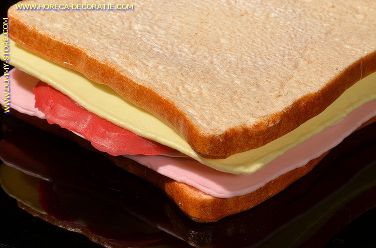 Tosti , ham kaas tomaat en sla - 11x11x3,5 cm dummy