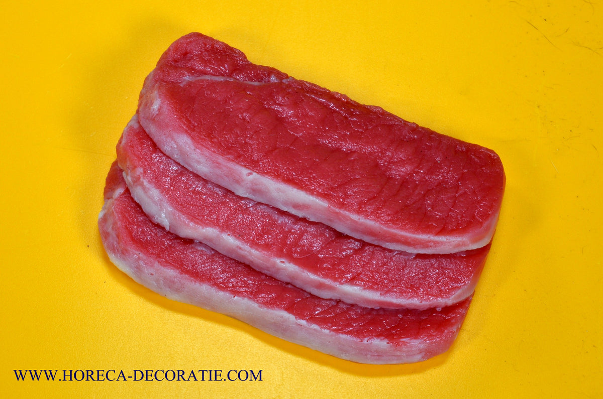 Steak, gestapelt aus 3 Stück – Attrappe – 12 x 8 cm