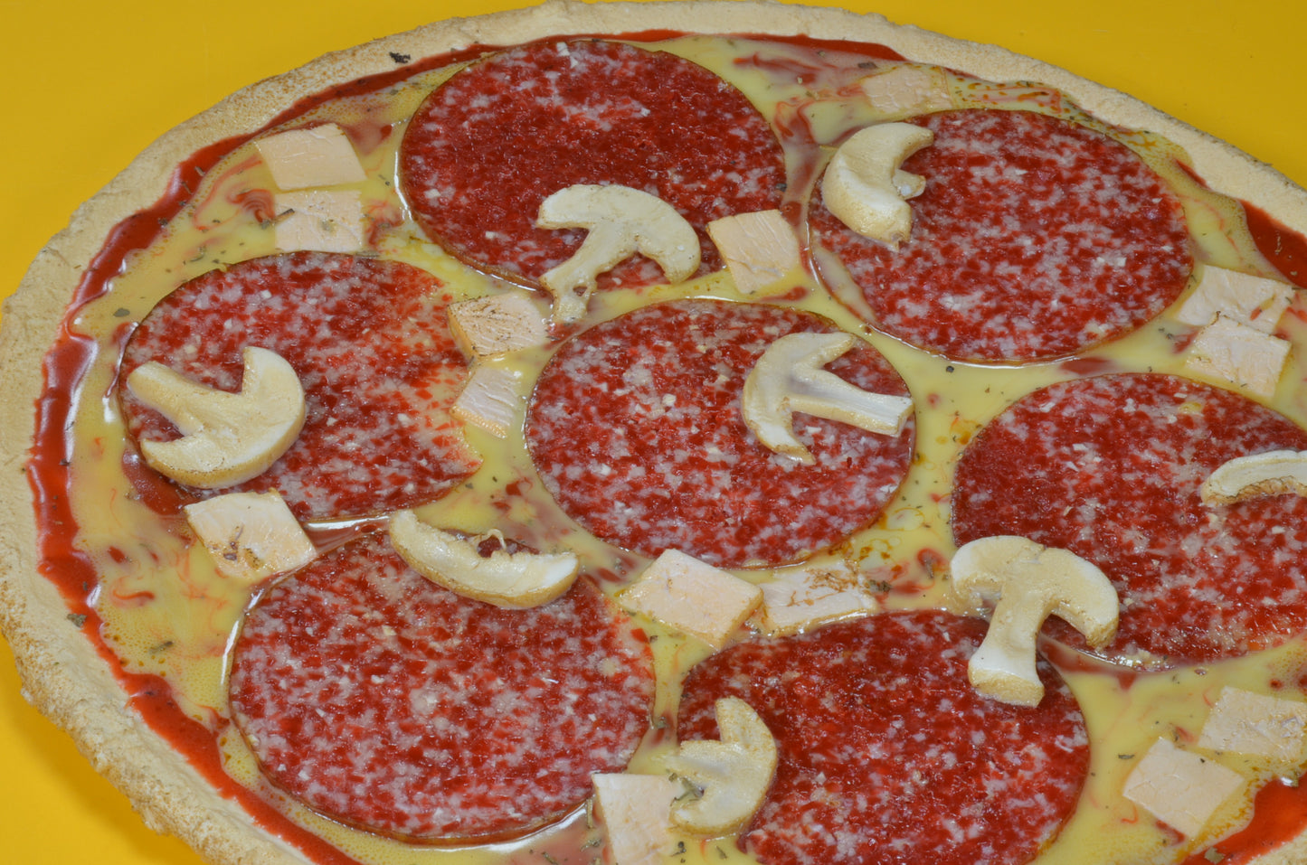Pizza Salami dummy - fake - 25 cm handmade